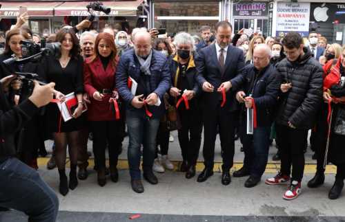 Çorum'u Uluslararası Resim çalıştayında Kevser Kartal temsil etti