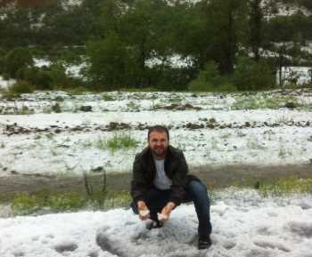 ÇORUM'UN BAZI BÖLEGELERİNİ DOLU VURDU 