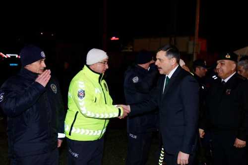 Çorum'un huzuru ve güvenliği için kamu görevlilerini ziyaret etti