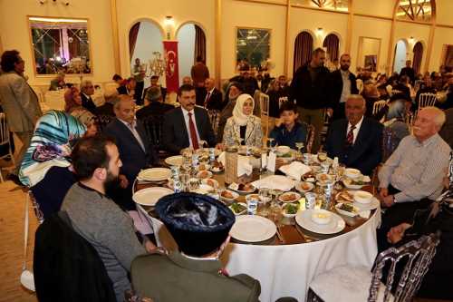 Çorum Valiliğinden şehit aileleri ve gazilere iftar