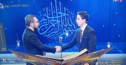 Çorumlu Hafız  Lütfullah Avcı Jüriyi  Mest Etti