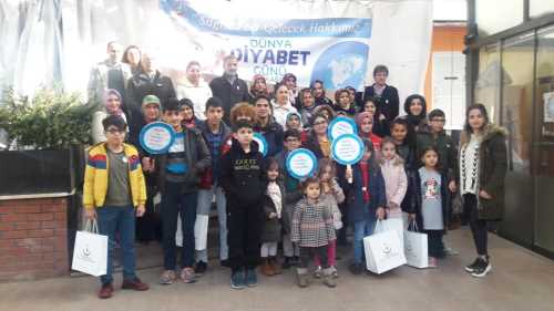 Diyabetli Çocuklar ve Aileleri Kahvaltıda Buluştu