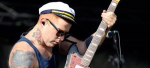 BAŞBAKANLA KONUŞMA - TEHDİT EDİLEN SANATCI KONUŞTU