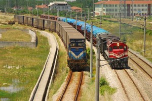 DEMİRYOLLARI ÖZELLEŞİYORMU? SERBESTLEŞİYORMU ?