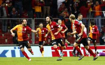 GALATASARAY DÖRT KÖŞE