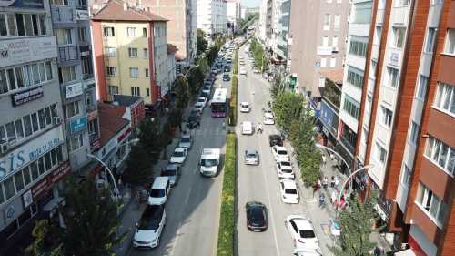 Gazi Ve İnönü Caddelerine Ücretli Park geri geliyor