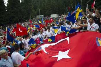 GENÇLERİMİZ BALKANLARDA “EVLAD-I FATİHAN AYVAZ DEDE’NİN İZİNDE”