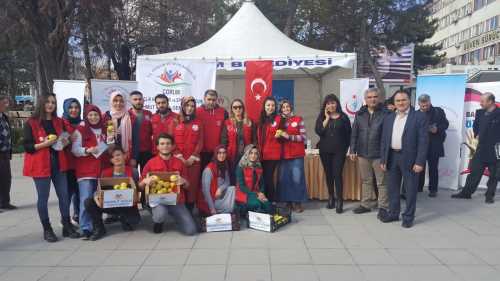 Gençlik Merkezi Öğrencilerinden Yeşilay Etkinliği