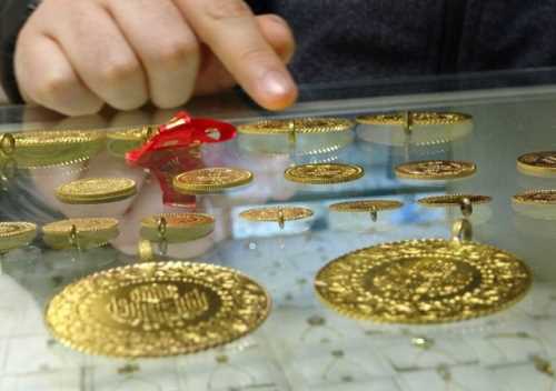 Gram altın rekor tazeledi: 411 TL