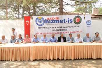 HAK İŞ'E BAĞLI HİZMET İŞ'İN DAYANIŞMA VE KAYNAŞMA PİKNİĞİ ÇATAK'TA YAPILDI