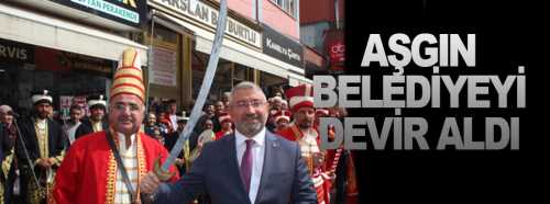 Halil İbrahim Aşgın bugün mührünü alarak makama oturdu