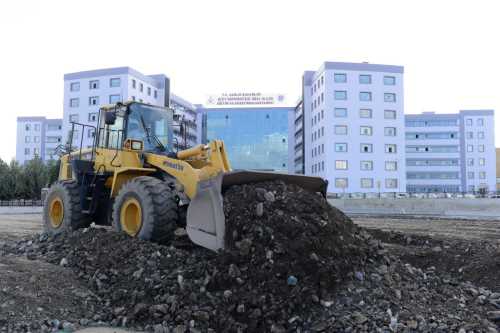 Hitit Üniversitesi Erol Olçok Eğitim ve Araştırma Hastanesine Yol ve Park çalışması