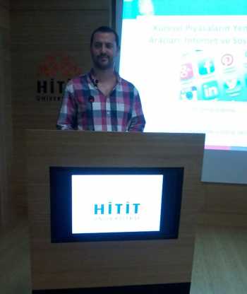 İNTERNET, HAYATIMIZIN TAMAMINI  KUŞATTI