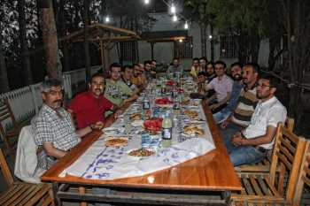 İSDAK ÜYELERİ İFTARDA BİR ARAYA GELDİ