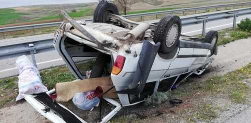 İskilip'te Otomobil Takla Attı 7 Yaralı var