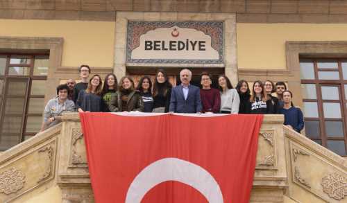 Kabataş Erkek Lisesi sosyal sorumlulukta örnek