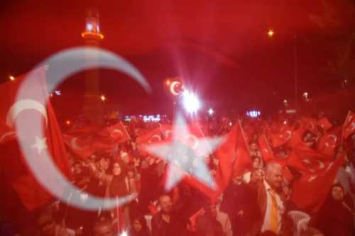 Kahraman, Başkan 15 Temmuz’da Yaşananları Anlattı