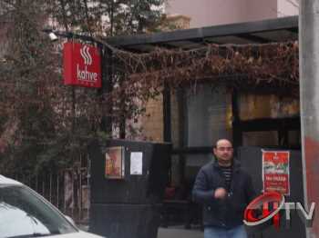 Kahverengi Cafe Restaurantın nezih bir ortamı var