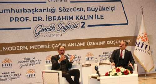 Kalın üniversite öğrencileri ile söyleşi yaptı