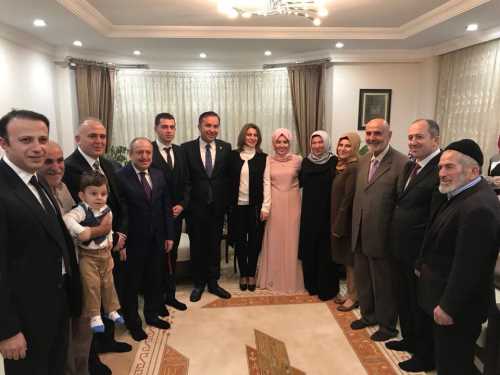 Karadağ Ailesinin mutlu günü