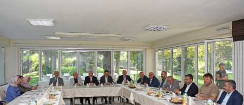 Karadağ,biz hep birlikte işimize bakıyoruz