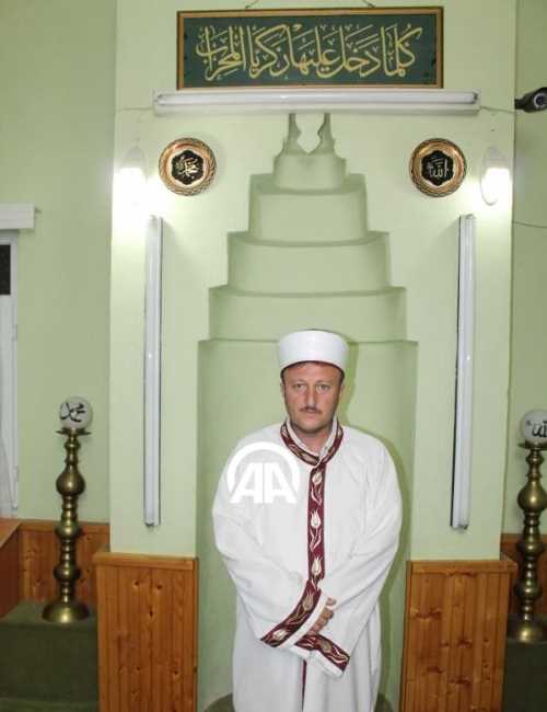 Kargılı İmam Tanklara Kendini Siper Etti