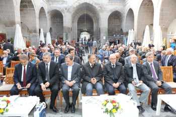 KAYSERİ BÜYÜKŞEHİR BELEDİYESİN'DEN 28 KİTAPLIK KÜLTÜR HİZMETİ