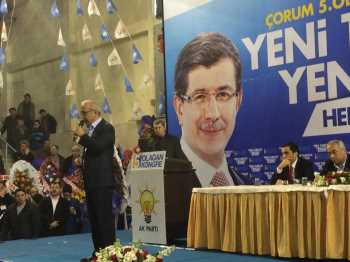 LÜTFİ ELVAN  ÇORUM İL KONGRESİNDE KONUŞTU