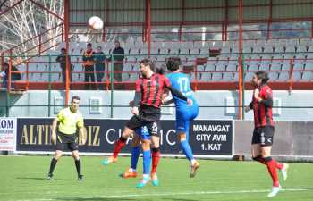 MANAVGAT SPOR - ÇORUM BELEDİYE SPOR MAÇI