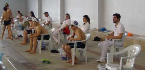 MİLLİ TAKIM SEÇMELERİNE GİTMEK İÇİN YÜZÜCÜLER TER DÖKTÜ 