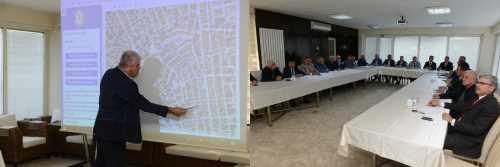 Muhtarlarla toplu taşımada bilgilendirme toplantısı yapıldı