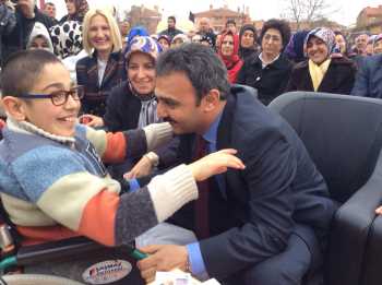 NAMAZGAH'DA ENGELLİ EĞİTİM MERKEZİ AÇILDI