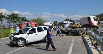 OSMANCIK D 1009 KARAYOLU'NDA FECİ KAZA