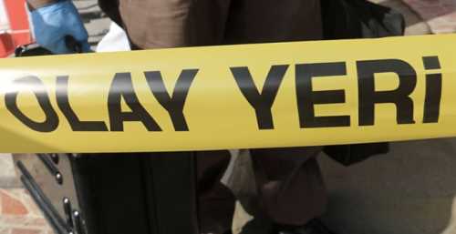 PTT görevlisi evinde ölü bulundu