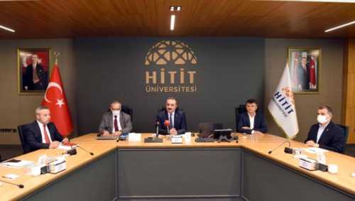 Rektör Prof. Dr. Ali Osman Öztürk, İKİ Yılın değerlendirmesini  yaptı!