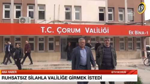 Ruhsatsız Silahla Valiliğe Girmek İstedi