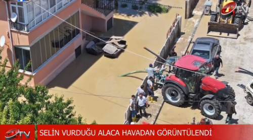 Sağnak Yağaş Alaca'yı Vurdu! 