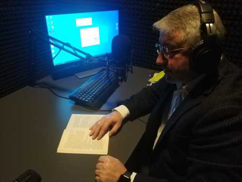 Sesli kütüphane için ilk kitabı Başkan Aşgın okudu