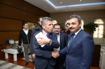 ŞİMDİ ÜNLÜ ÇORUMLU VİNELARI