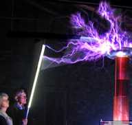 Teknoloji: Kablosuz elektrik iletildi