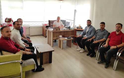 TÜGVA'lı Gençler Basın ofisimizi ziyaret ettiler!