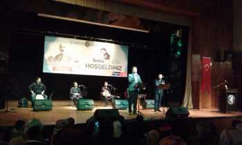 TUNCER : ÇORUM'DA MEHMET AKİF'E YAKIŞAN BİR GECE YAŞATTI