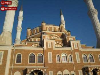 Ünlü Hafızlar Kadir Gecesi Akşemseddin Caminde 