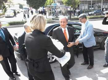 VALİ AHMET KARA MAKAMINDA  İLK BASIN AÇIKLAMASI