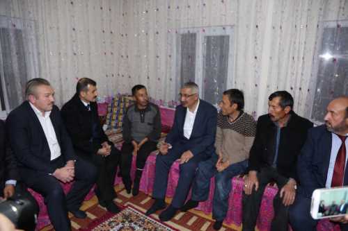 VALİ KILIÇ ENGELLİ GENÇLERİ SEVİNDİRDİ