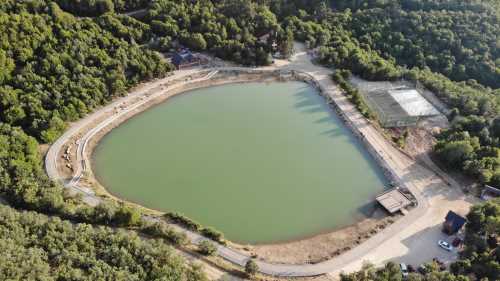 Yeşilgöl gelin ve damatların stüdyosu haline geldi