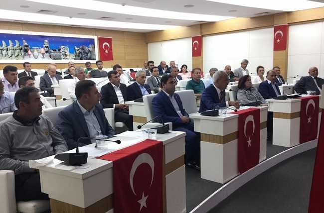 15 Temmuz’da yaşanan askeri darbe girişiminin önlenmesi sırasında şehit olan Çorumluların isimleri yaşatılacak