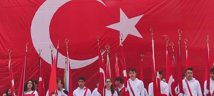 19 Mayıs Çorum'da Coşkuyla Kutlandı
