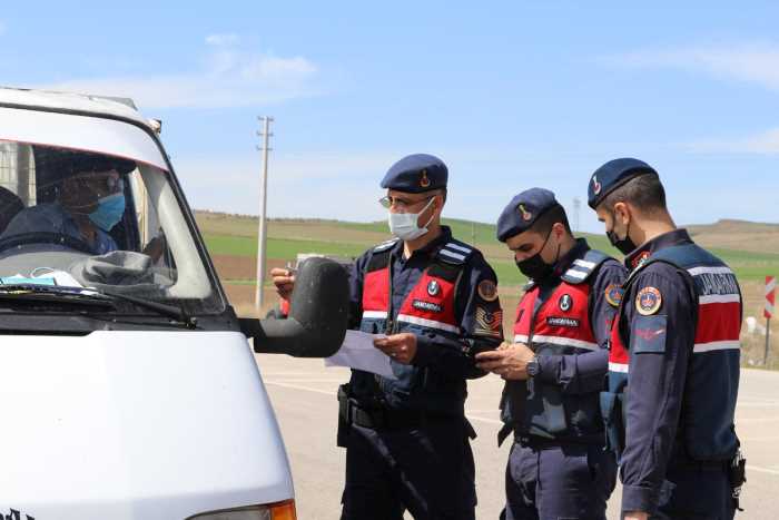 211 Ekip 700 Personel denetimlerini sürdürüyor