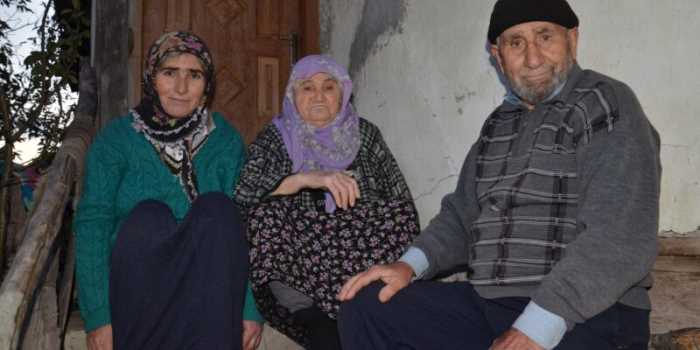 30 Yıllık 400 bin Tl  birikimlerini dolandırıcılarıcılara kaptırdılar!